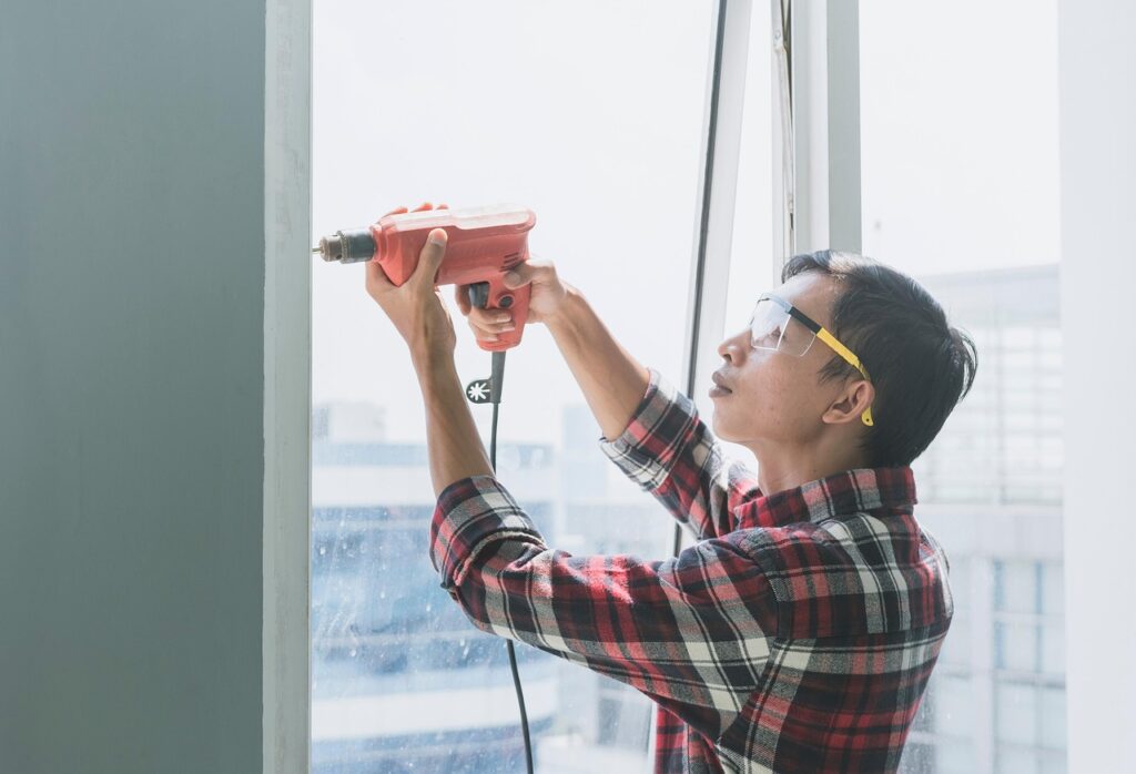 building maintenance contractors