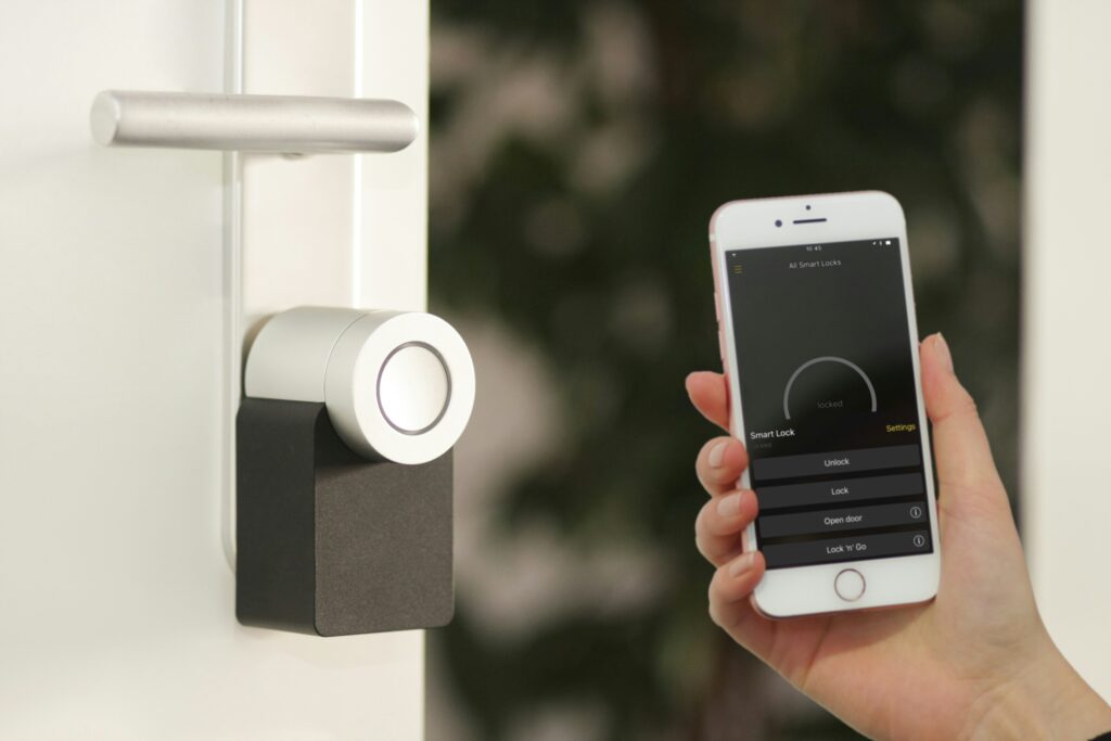 home security services near me servleader