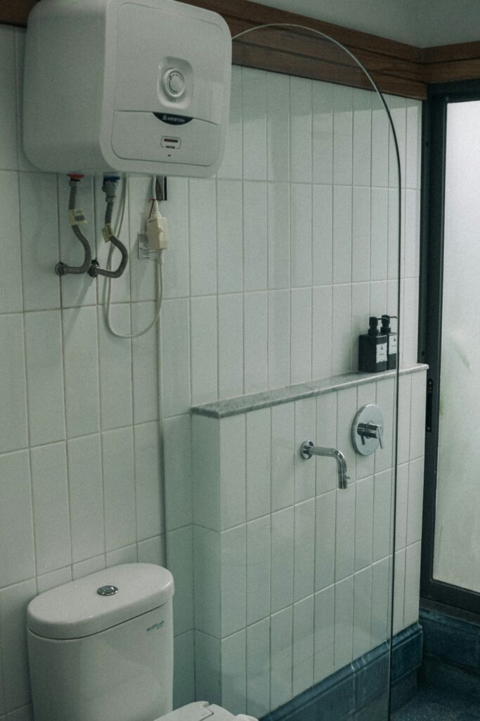 Hire Water Heater in Whaleyville