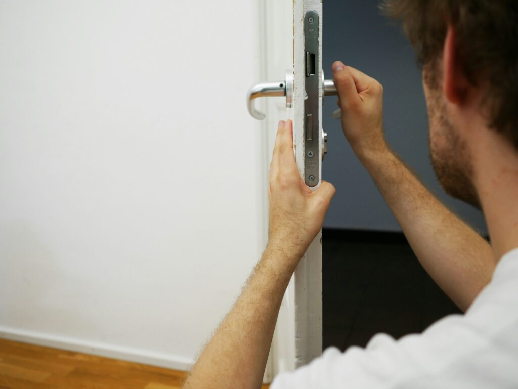 Hire Locksmith in Bethesda