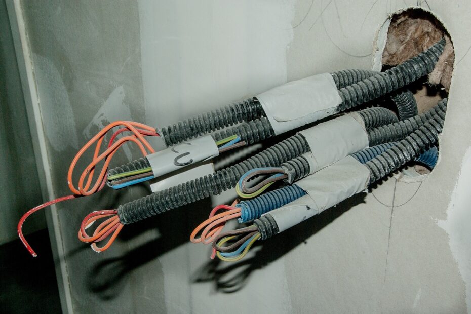 Hire Electrician in Landover