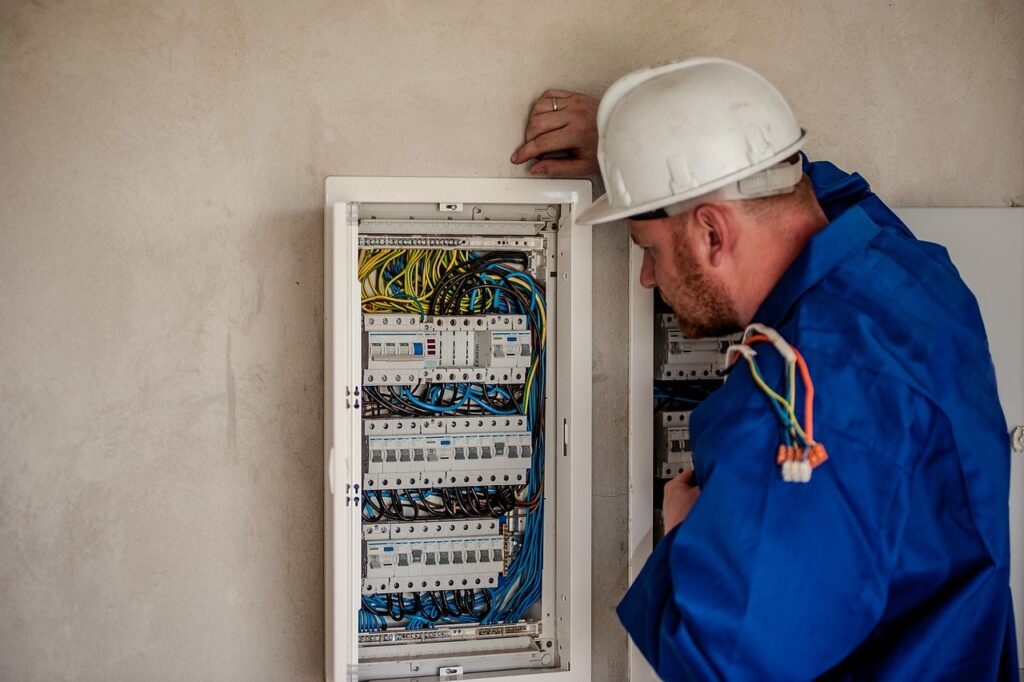 Hire Electrician in Glen Burnie