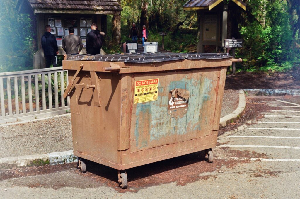 Hire Waste Cleaner in Elkridge