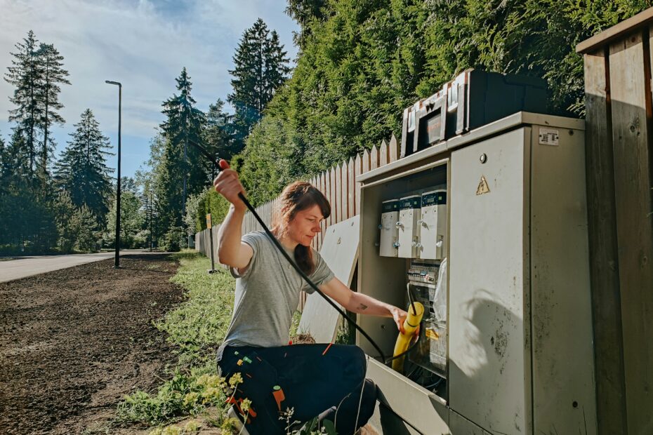 Hire Electrician in Hagerstown
