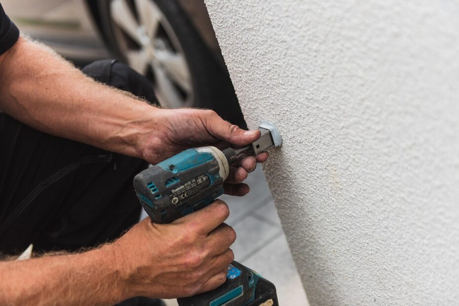 Hire Handyman Services in Travilah