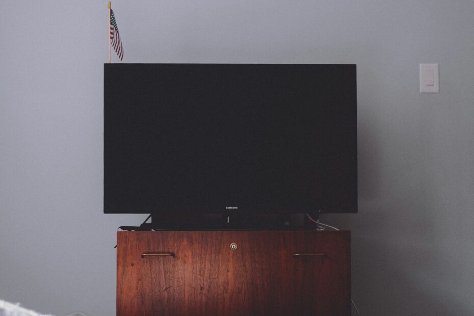 Hire TV Mount in Honeygo