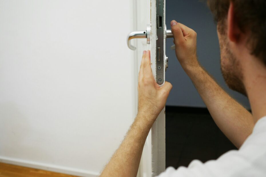 Hire Locksmith in Elkton