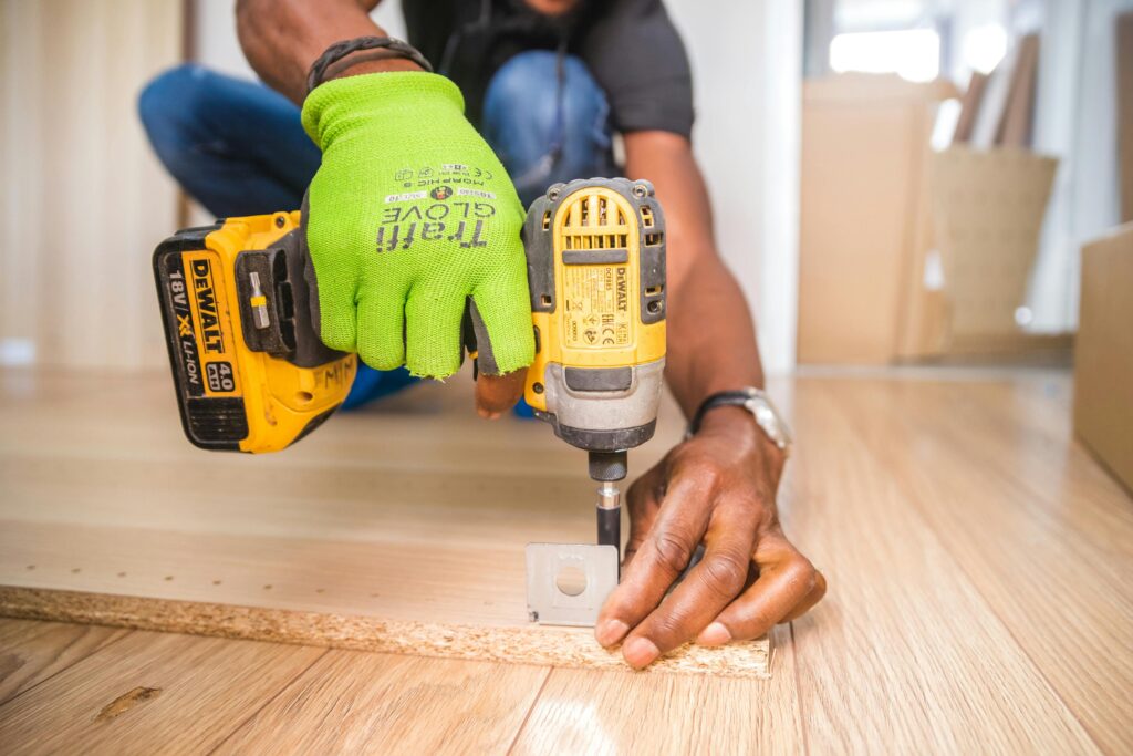 Hire Building Maintenance in Glassmanor