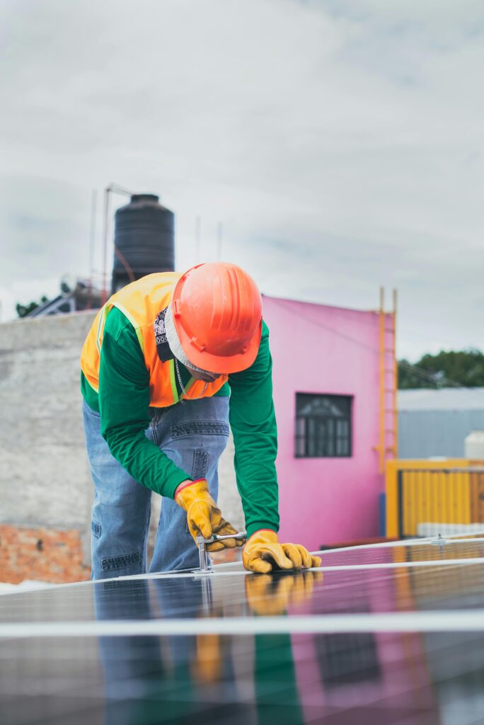 Hire Electrician in Glenn Dale
