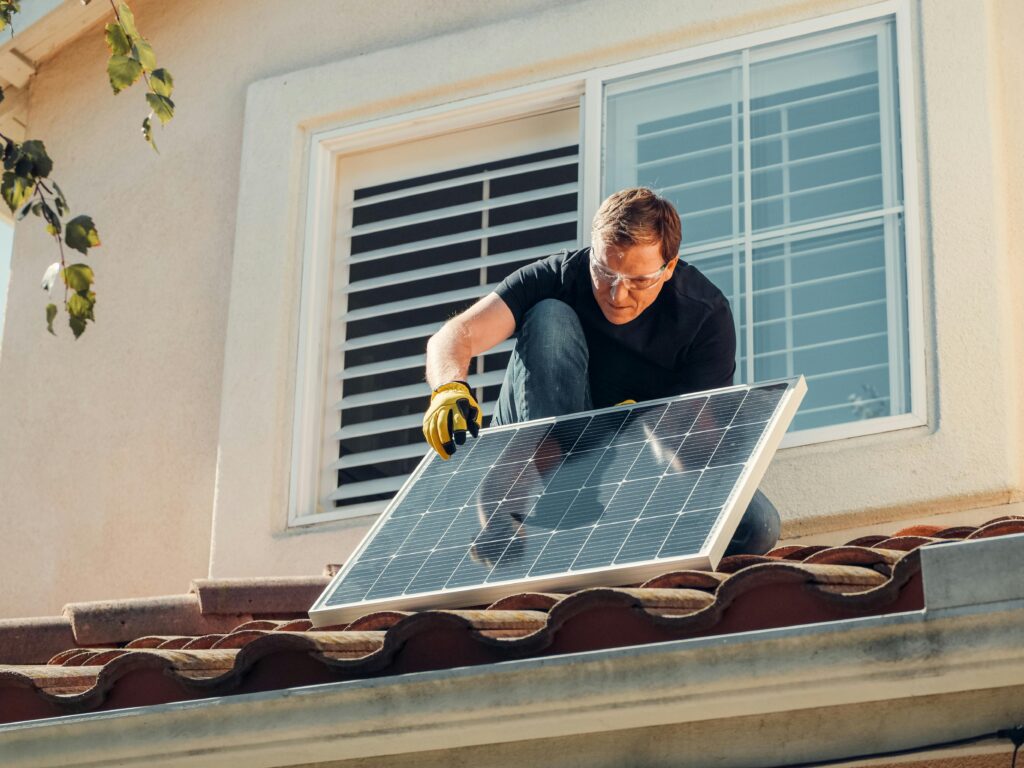 Hire Solar Installer in Glenmont